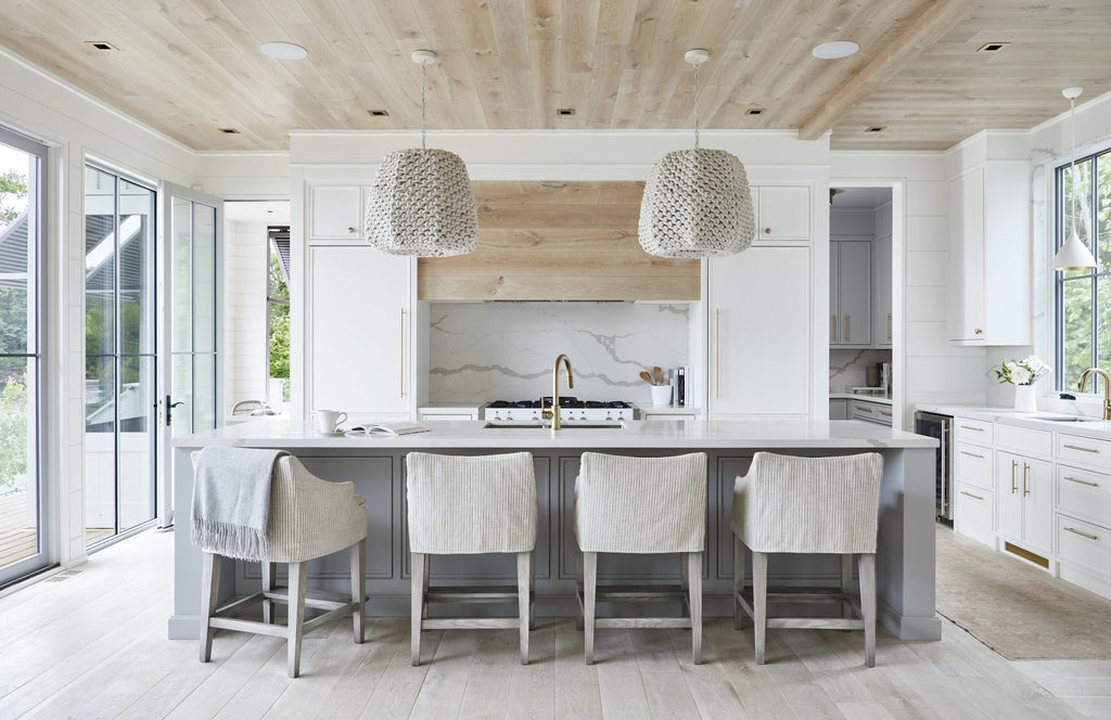 Muskoka Living Projects - Kitchen designed and built by Muskoka Living. Oakville, First Street Project