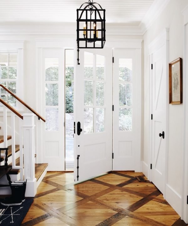 Muskoka Living Projects - Blisswood Lakehouse and Boathouse - Interior shot of the entryway