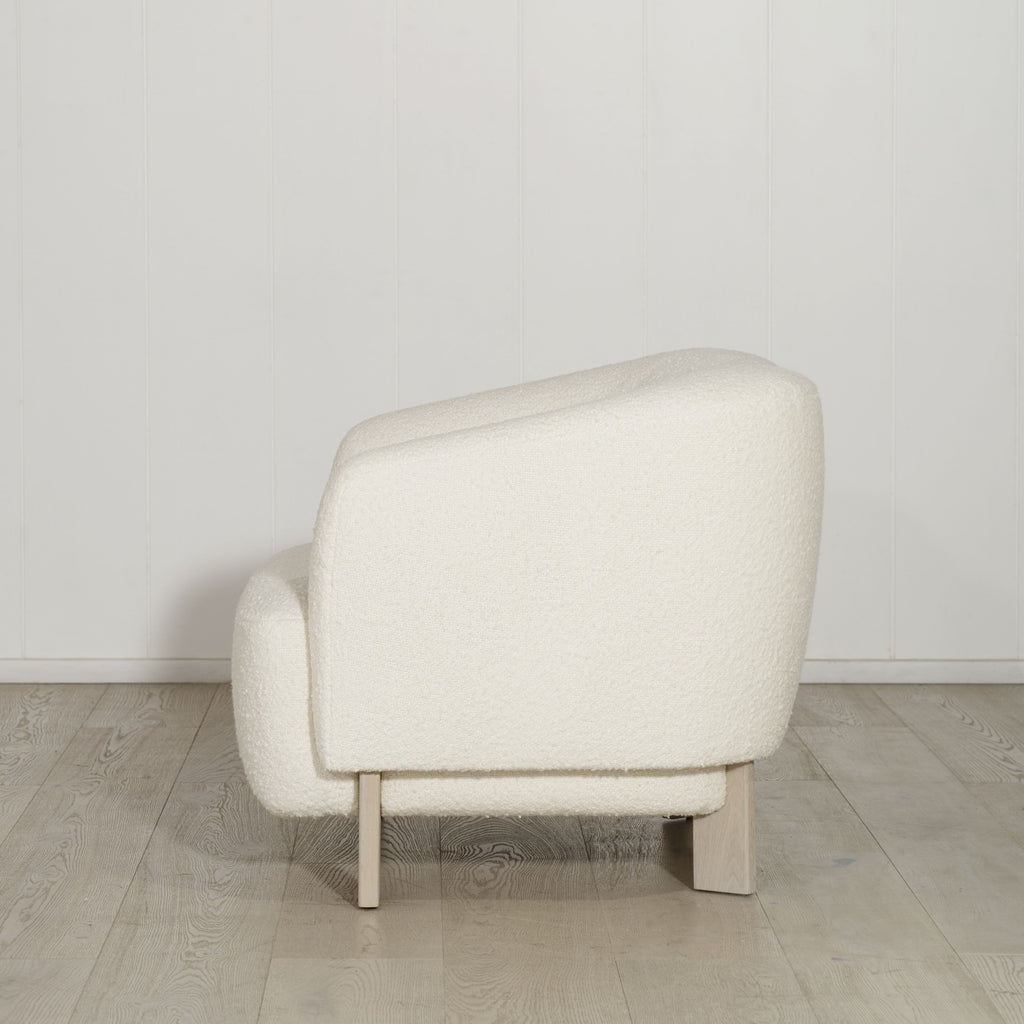 Curved Palm Chair, Muskoka Living Collection - Shown in Berber White. Oak finished in Alpaca White / Smoke.