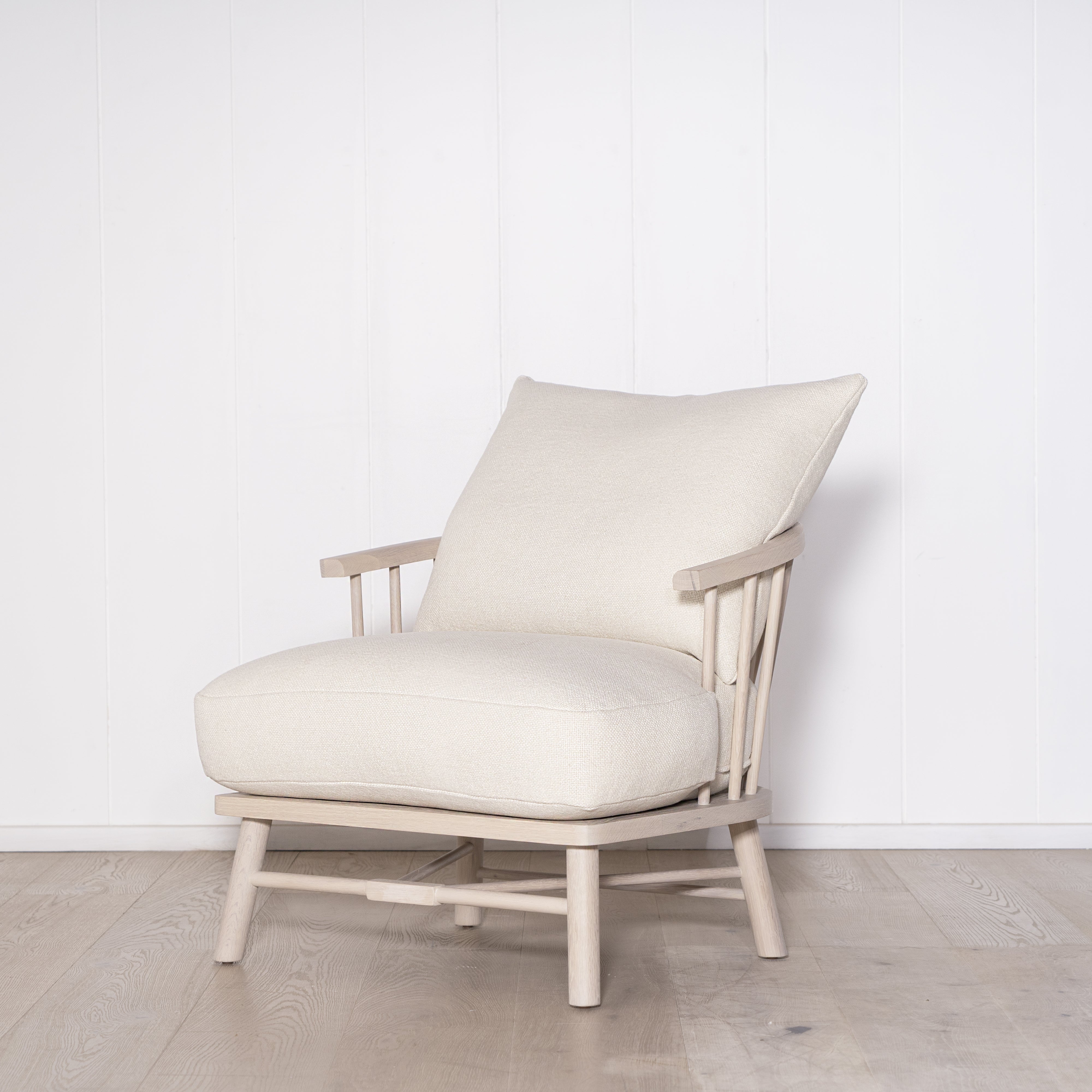 Bolsa Chair - Muskoka Living Collection, shown in abbey natural