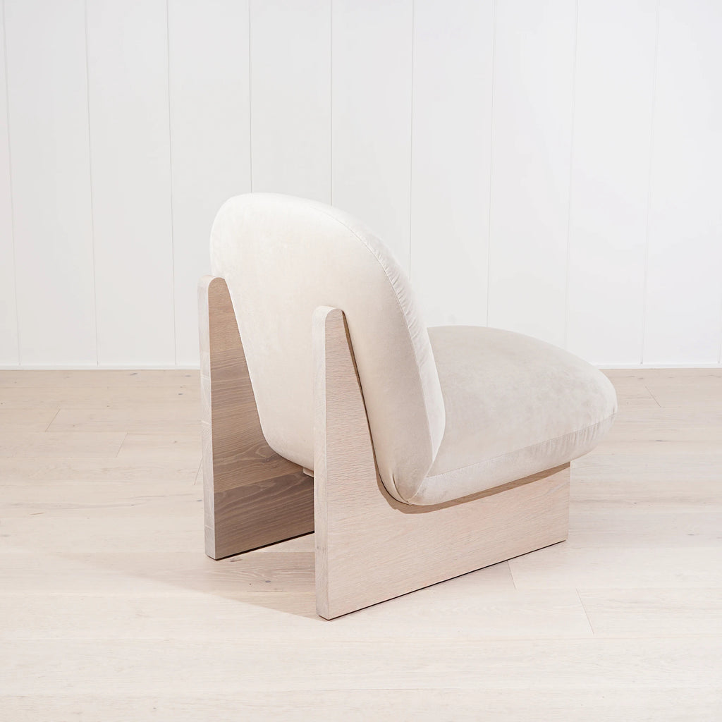 Ski Chair, Muskoka Living Collection - Shown in Sintra Flax. Oak finished in Nordic White / Smoke