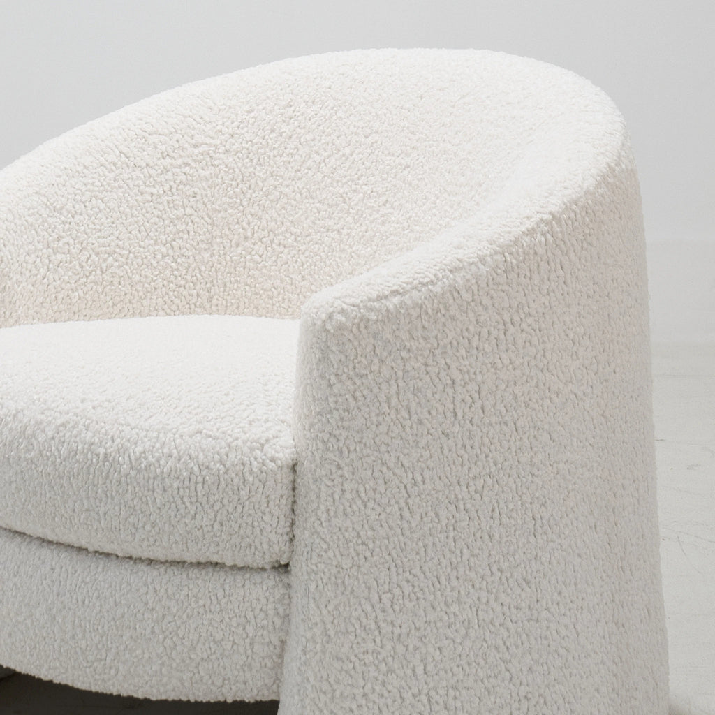 Strap Chair, Muskoka Living Collection - Shown in Sheepskin White